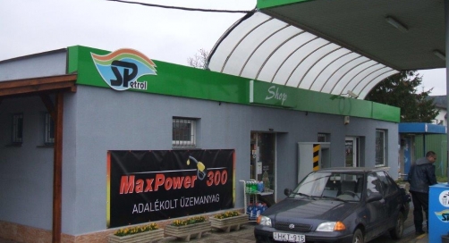 Sóstó Petrol Kft., Nyíregyháza - MaxPower üzemanyag adalékot használó benzinkút